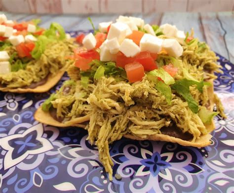 Tostadas de pollo al cilantro terminadas
