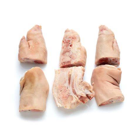 Manitas de cerdo limpias y troceadas