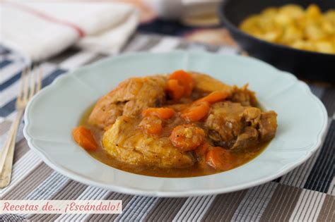 Pollo guisado en cazuela
