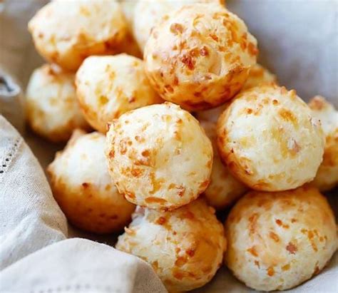 Bocaditos de brócoli con queso fundente