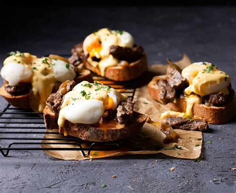 Ingredientes para tostas con huevo mollet y entraña