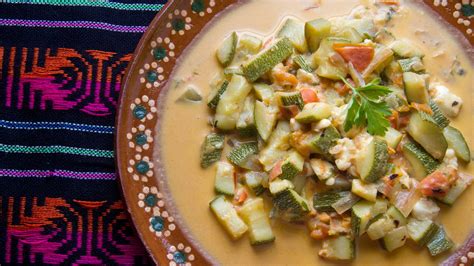 Calabacitas a la mexicana listas para servir
