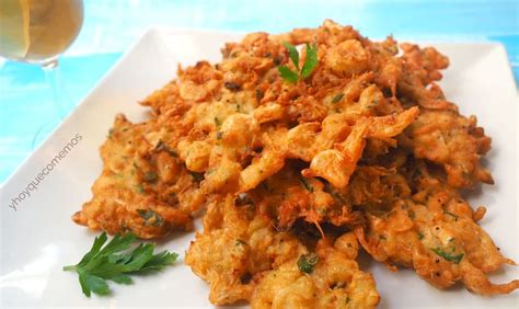 Plato de tortillitas de camarones en Casa Balbino