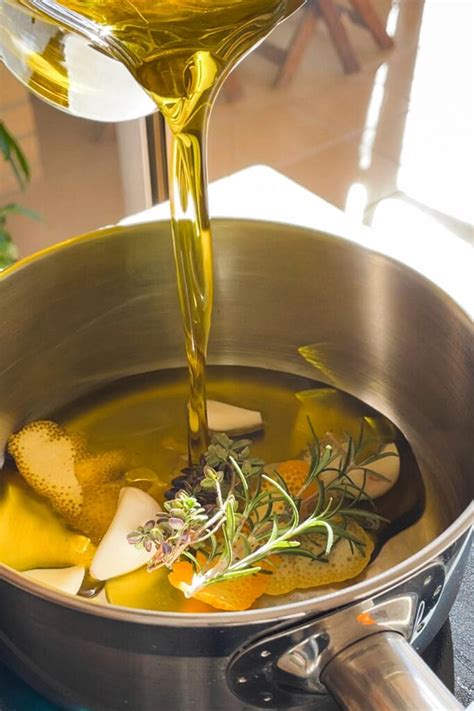 Platos aderezados con aceite infusionado