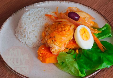 Plato de escabeche de verdel con guarnición