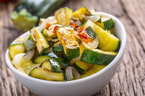 Ensalada de calabacín y berenjena marinados