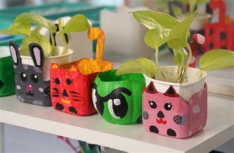 Ejemplos de manualidades con materiales reciclados