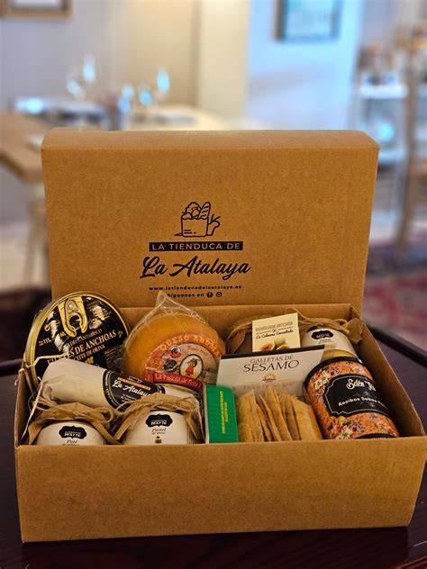 Caja gastronómica a domicilio con productos selectos
