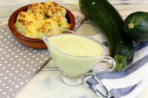 Ingredientes para la bechamel de calabacín