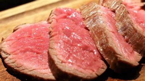 Comparativa de texturas entre carne cocinada de forma tradicional y al vacío