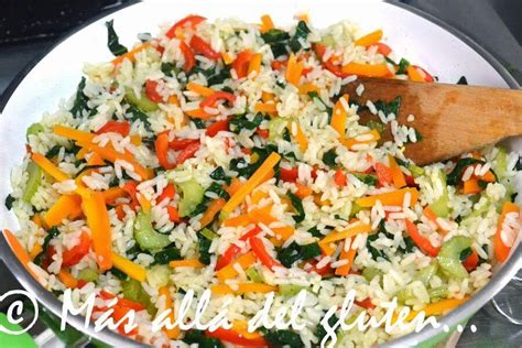Arroz con verduras frescas