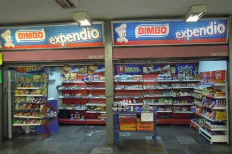 Interior de un expendio Bimbo
