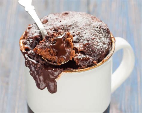Bizcocho de un solo huevo en taza
