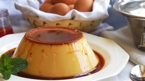 Ingredientes para la mezcla del flan de huevo