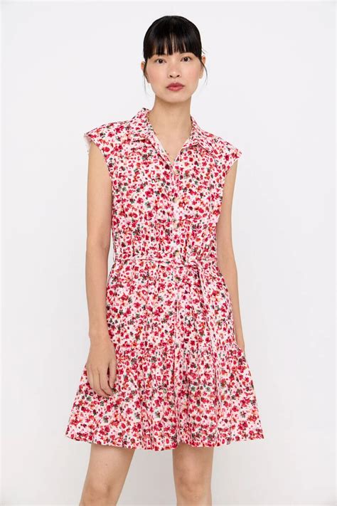 Variedad de vestidos camiseros en diferentes estampados