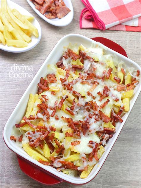 Patatas fritas con bacon y queso gratinado