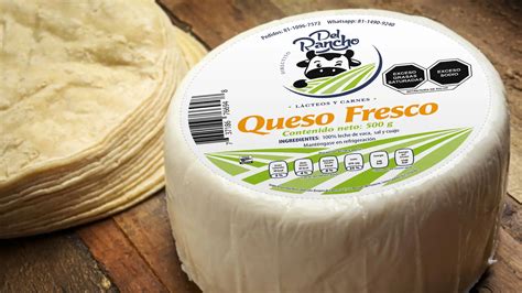 Etiqueta nutricional de un queso vegano