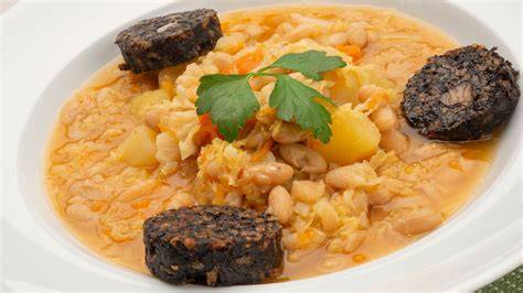 Alubias blancas con morcilla y chistorra