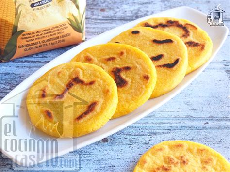 Arepas caseras recién hechas para bebés
