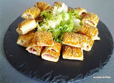 Saladitos de jamón y queso en una bandeja