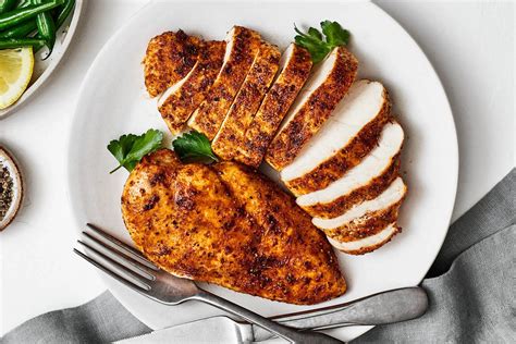 Pechugas de pollo cocinadas en freidora de aire