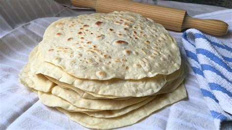 Tortillas de harina y pan de trigo