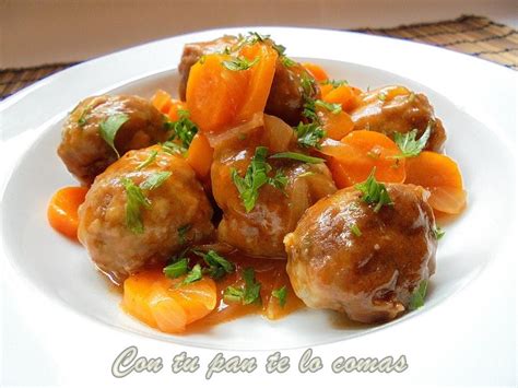 Albóndigas en salsa de zanahorias