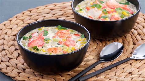 Sopa de langosta al curry gratinada