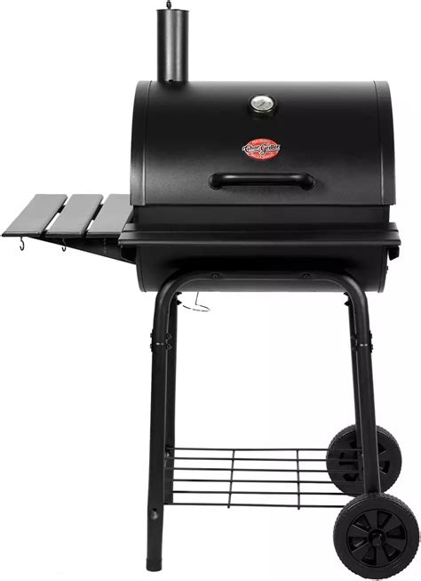 Parrilla Char-Griller Wrangler con su funda protectora
