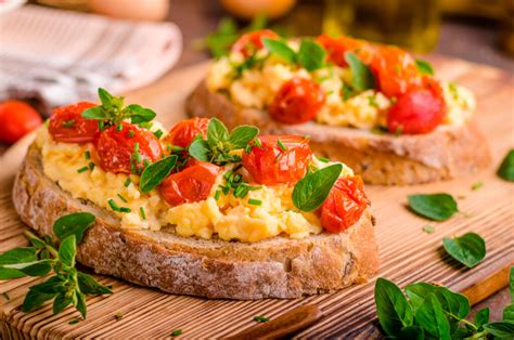Ejemplos de tostas con pan tostado