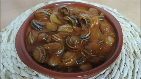 Cabrillas frescas en un recipiente