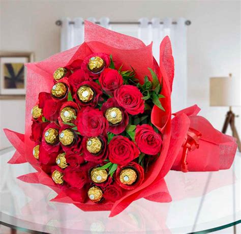 Rosas rojas de chocolate con tallo