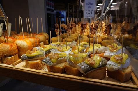 Pintxos de txaka en distintas presentaciones
