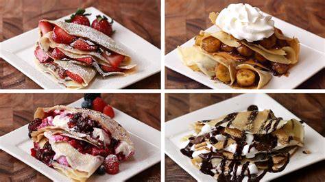 Panqueques con diferentes rellenos y toppings
