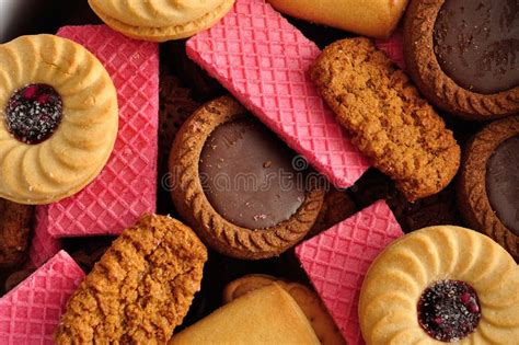 Variedad de galletas y pastas