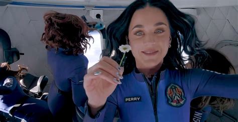 Katy Perry en el espacio