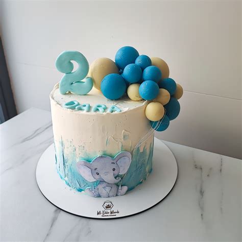 Tarta infantil con personaje animado