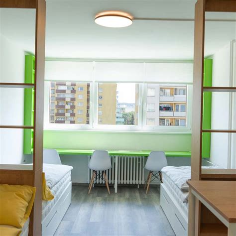 Habitación individual moderna y equipada en Bro-coli Prague