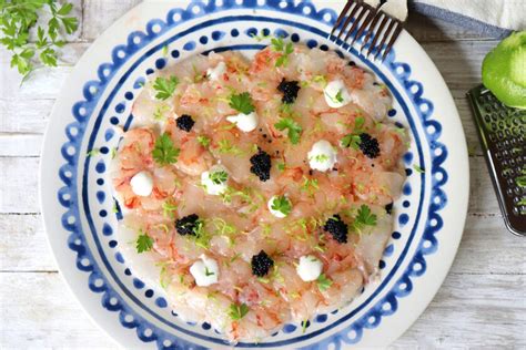 Carpaccio de gambas con cítricos