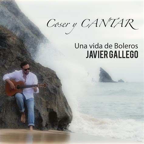 Javier Gallego tocando la batería