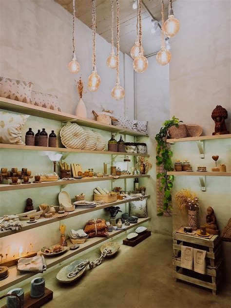 Interior de Arepera MamaMoni con ambiente acogedor