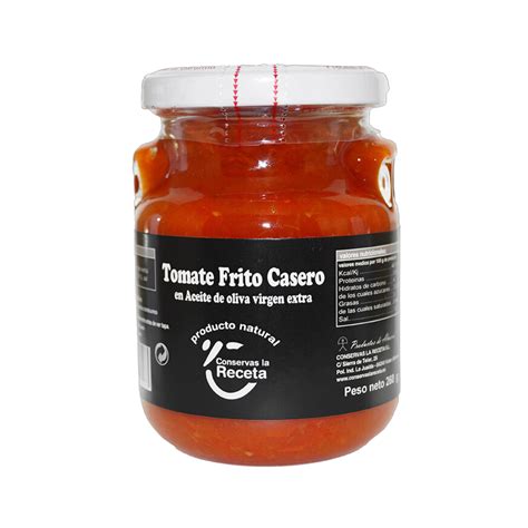 Botes de tomate frito casero conservados