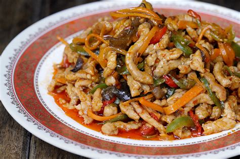 Plato de Ginger Meat con cerdo y tiras de jengibre