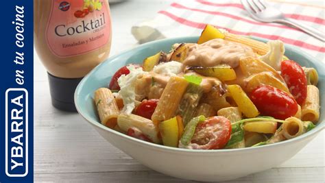 Plato de pasta con salsa Ybarra