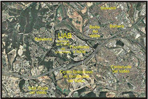 Mapa de la UAB y sus conexiones de transporte público