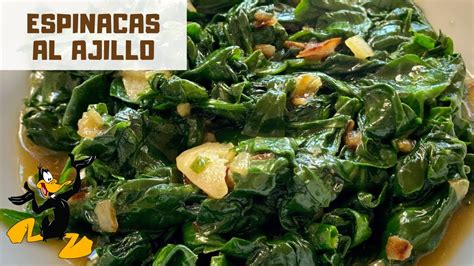 Espinacas salteadas en un wok
