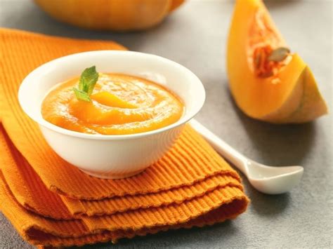Calabaza cortada para hacer puré