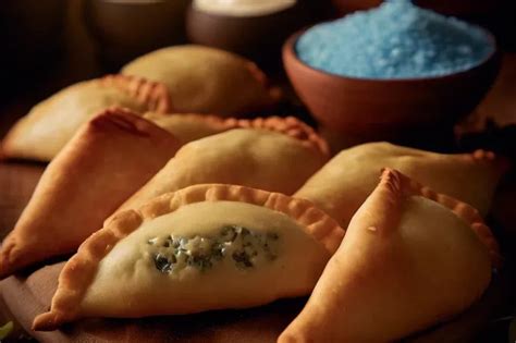 Variedades de rellenos para empanadillas con queso azul