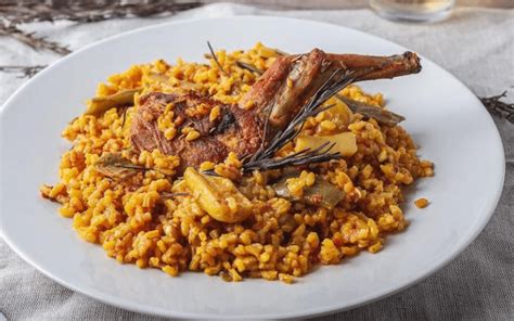 Ingredientes para el sofrito de arroz con conejo