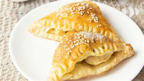 Appelflap, triángulos de hojaldre rellenos de manzana y canela